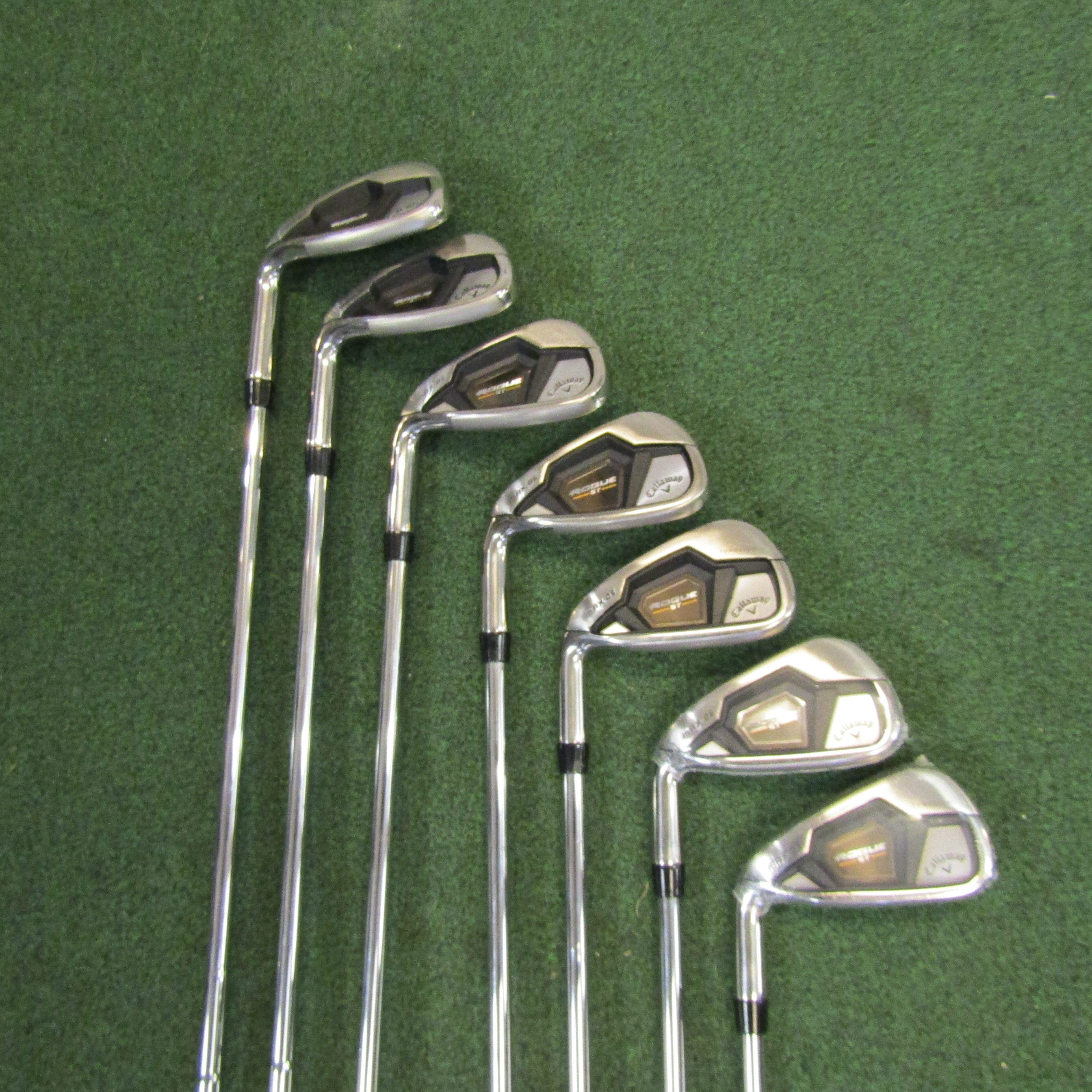 Callaway Rogue ST Max OS #5-PW, AW 7 pc. Iron Set Reg. Flex Steel MLH Pre-Owned Iron Sets Callaway 